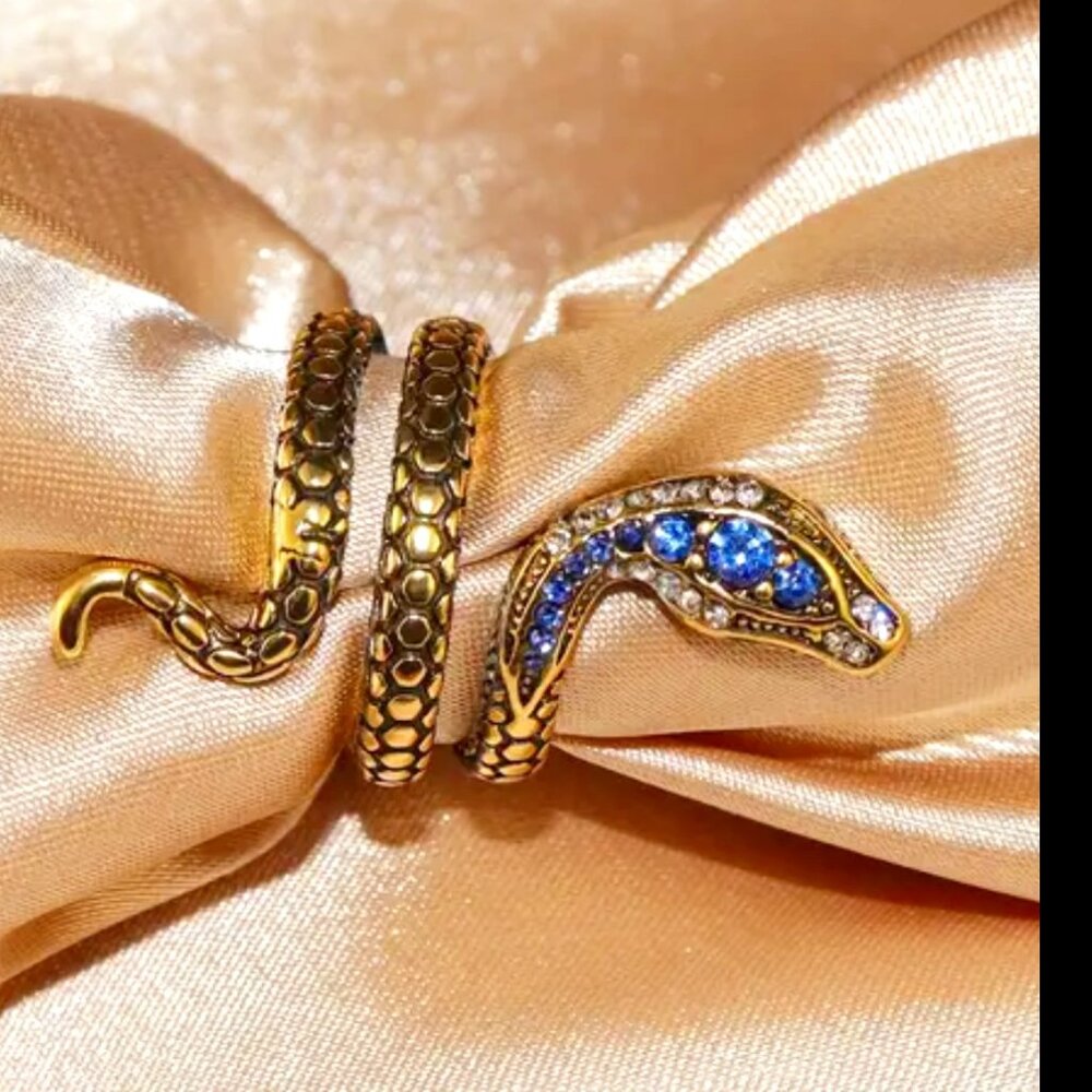 🌺 🌺 🌺Elegant Snake Serpent Wrap Ring - Picture 2 of 4